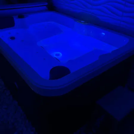 Dima Jacuzzi Privatif Vedene