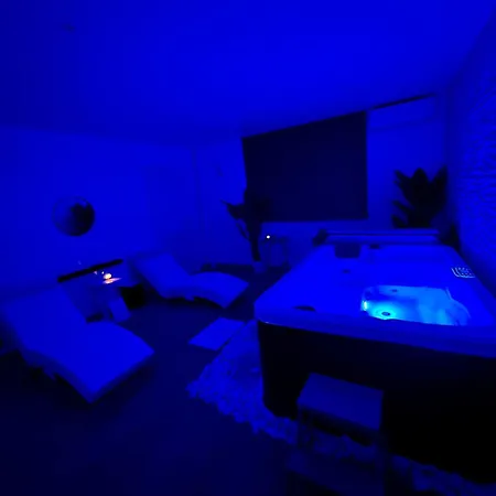 Dima Jacuzzi Privatif * Vedene